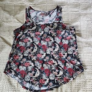 (Sold) Torrid Black and White Fitted Sleeveless Tank Top